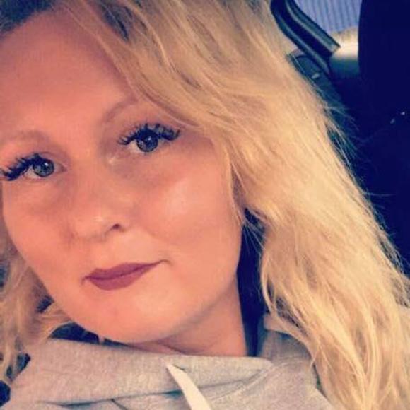 Meet your Posher, Isabelle - Picture 1 of 1